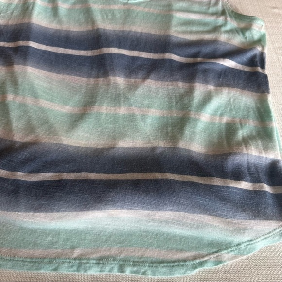 Splendid Blue Striped Surplice Back Tank - Size Medium - Picture 4 of 11